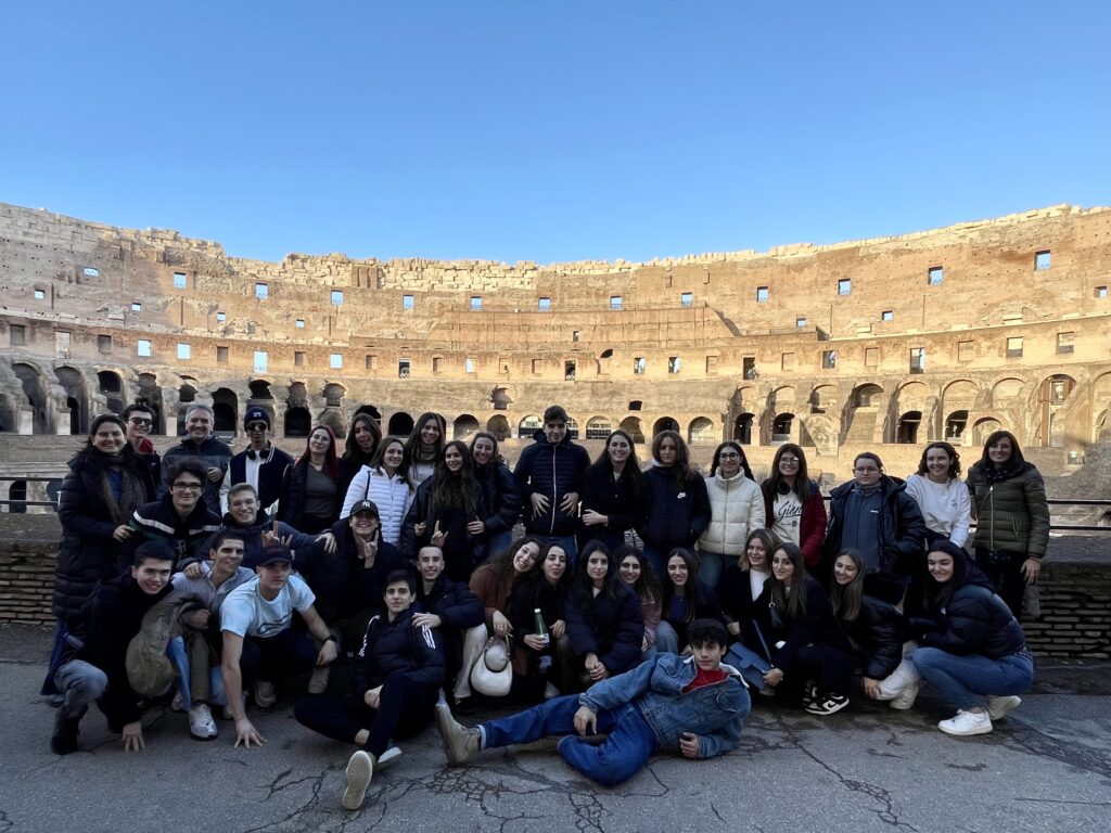 Alcune foto dell’uscita didattica a Roma con le classi Quinte